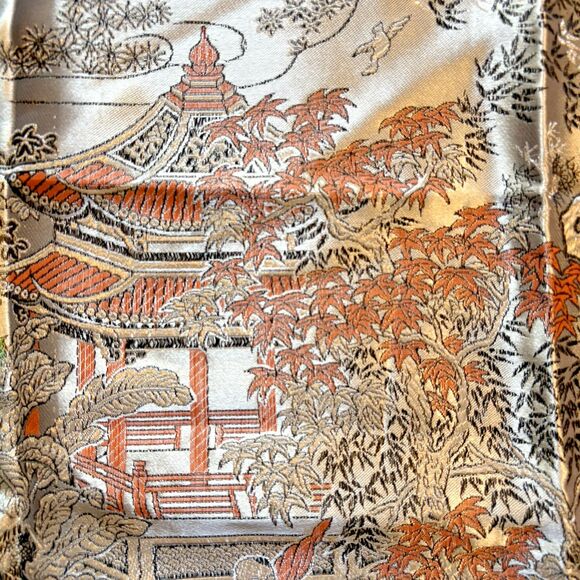 Mid-Century Vintage Brocaded Flowers Chinese Silk Tapestry Tablecloth 75" x 55" - Picture 3 of 16